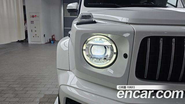 Mercedes-Benz G-Class 2021 — photo 8