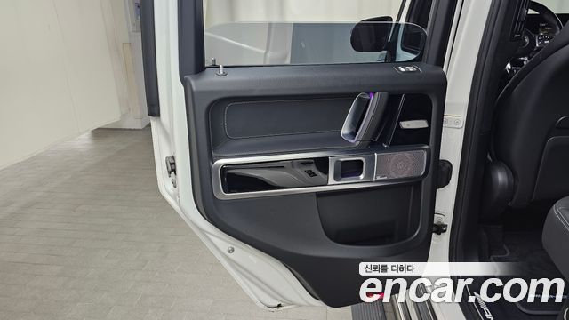 Mercedes-Benz G-Class 2021 — photo 15