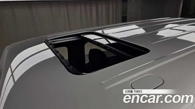 Mercedes-Benz G-Class 2021 — photo 28