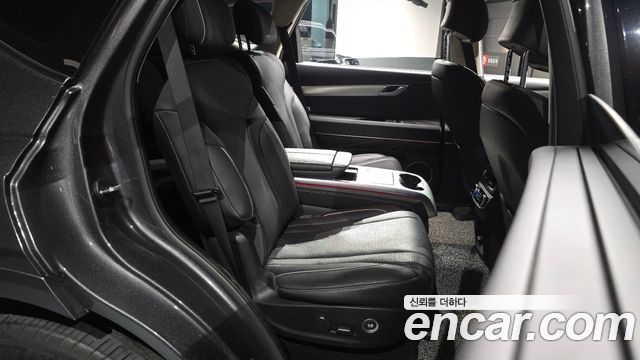 Genesis GV80 2022 — photo 17