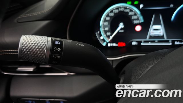 Genesis GV80 2022 — photo 29