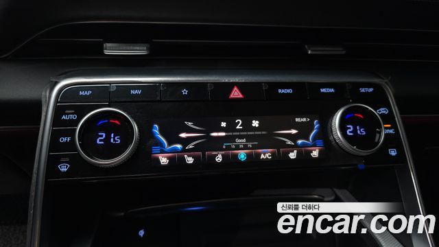 Genesis GV80 2022 — photo 33