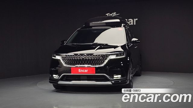 Kia Canival 2021 — photo 3