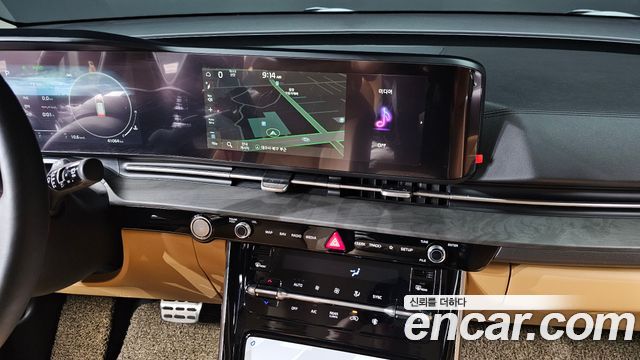 Kia Canival 2021 — photo 24