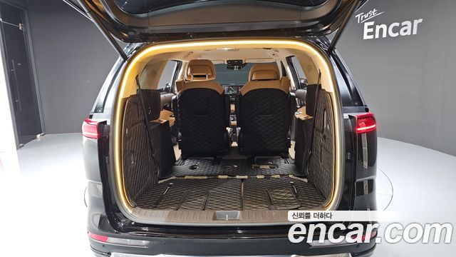 Kia Canival 2021 — photo 29