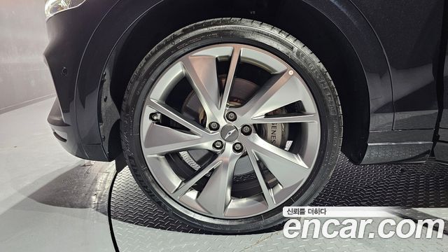 Genesis GV70 2023 — photo 5
