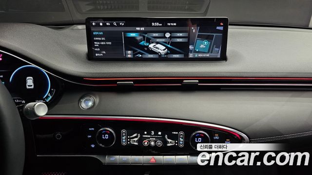 Genesis GV70 2023 — photo 13