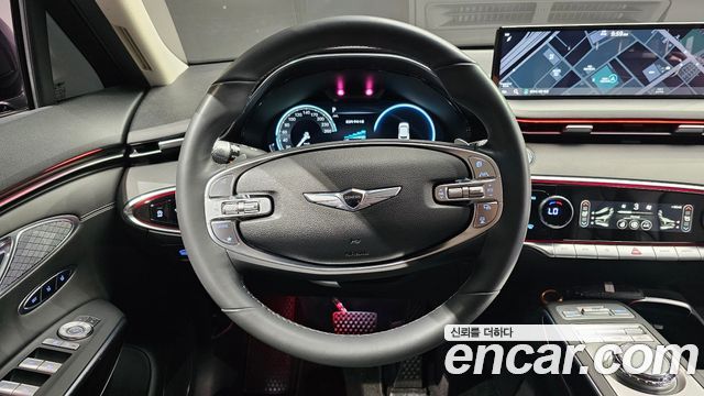 Genesis GV70 2023 — photo 14