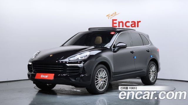 Porsche Cayenne 2016 — photo 1