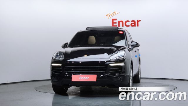 Porsche Cayenne 2016 — photo 3