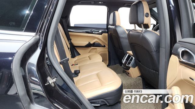 Porsche Cayenne 2016 — photo 11