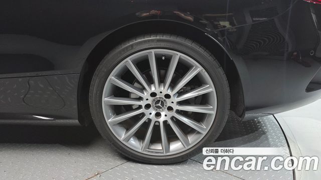 Mercedes-Benz C-Class 2019 — photo 7
