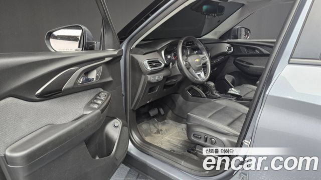 Chevrolet Korea Trailblazer 2021 — photo 13