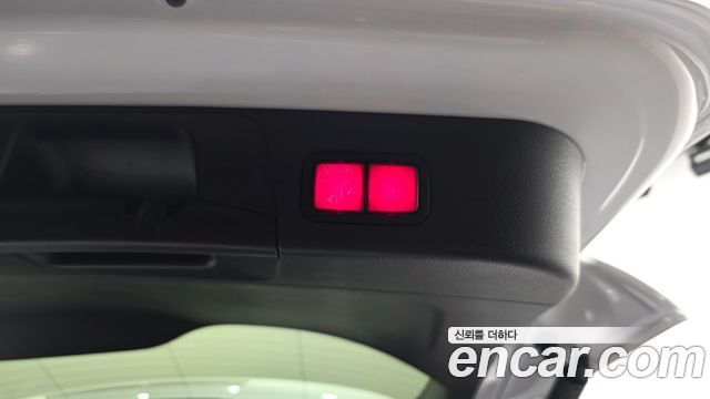 Mercedes-Benz GLB-Class 2022 — photo 26