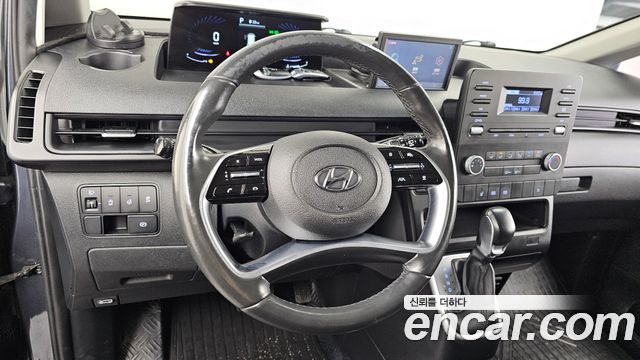 Hyundai Staria 2022 — photo 19