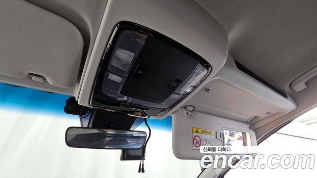 Hyundai Staria 2022 — photo 24
