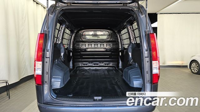 Hyundai Staria 2022 — photo 26