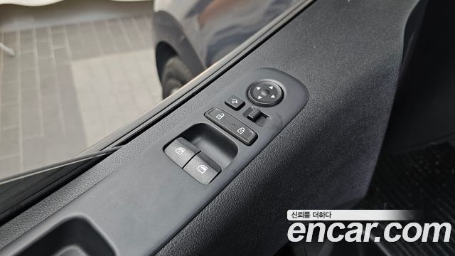 Hyundai Staria 2022 — photo 30