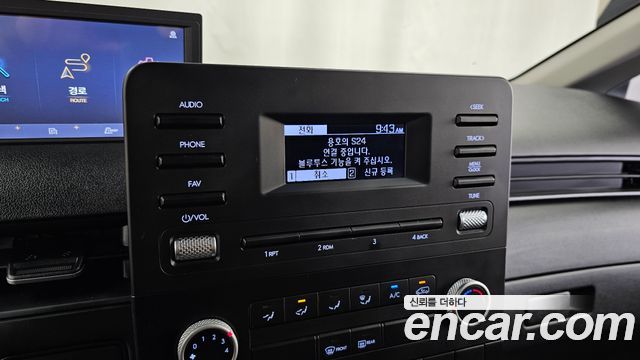 Hyundai Staria 2022 — photo 32