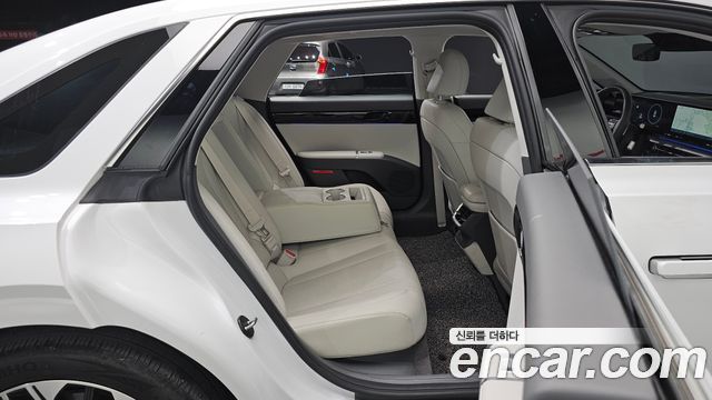 Hyundai Grandeur 2023 — photo 11