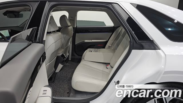 Hyundai Grandeur 2023 — photo 12