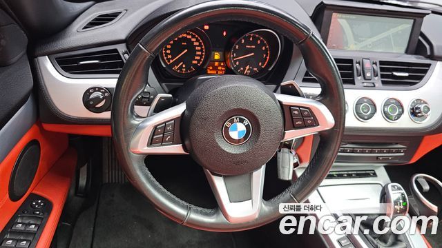 BMW Z4 2013 — photo 12