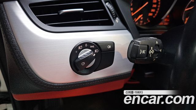 BMW Z4 2013 — photo 18