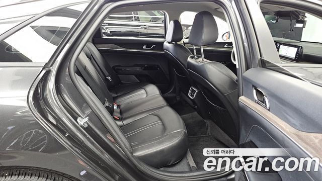 Kia K5 2022 — photo 12
