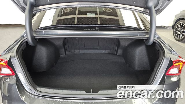 Kia K5 2022 — photo 20