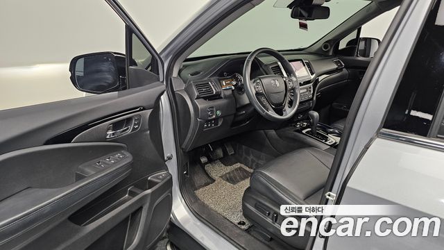 Honda Pilot 2017 — photo 13