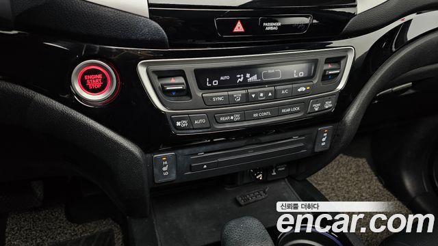 Honda Pilot 2017 — photo 26