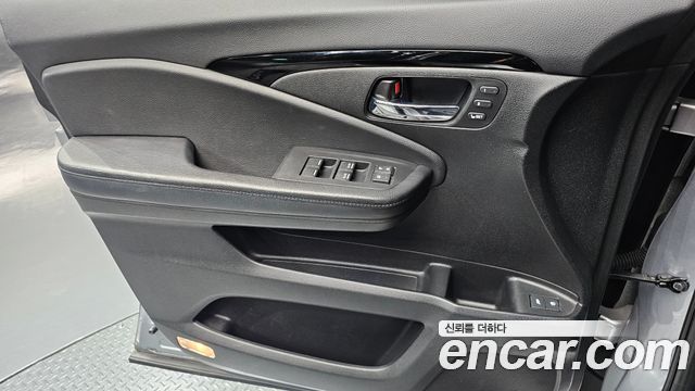 Honda Pilot 2017 — photo 14