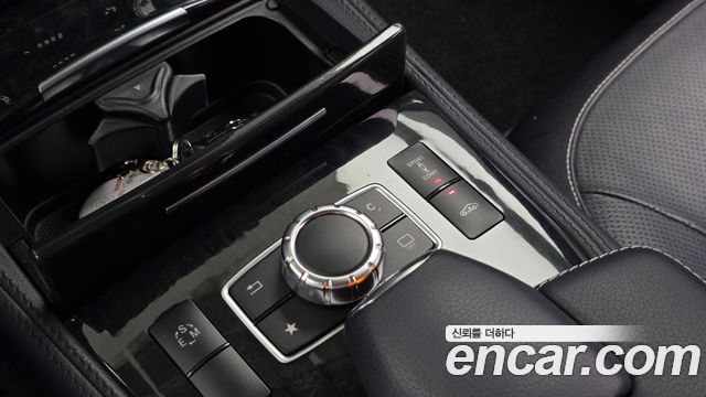 Mercedes-Benz CLS-Class 2016 — photo 9