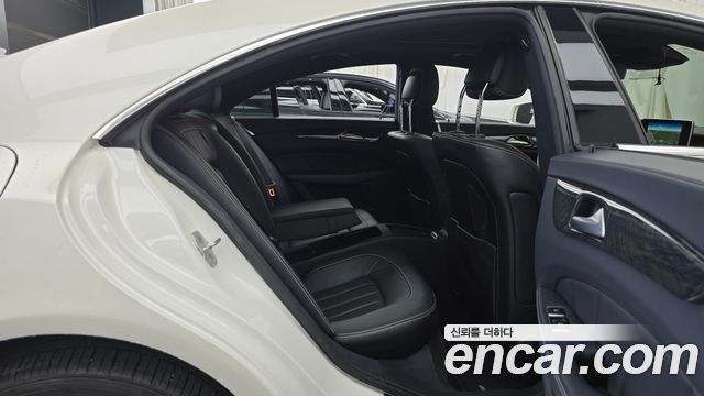 Mercedes-Benz CLS-Class 2016 — photo 12