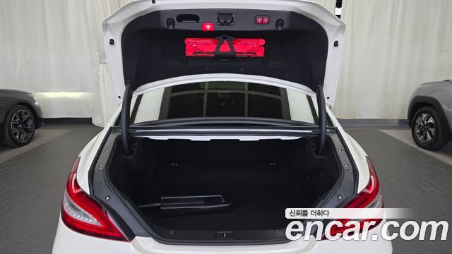 Mercedes-Benz CLS-Class 2016 — photo 20