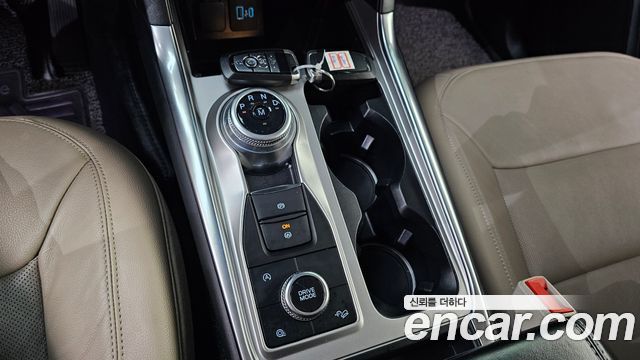 Ford Explorer 2020 — photo 9