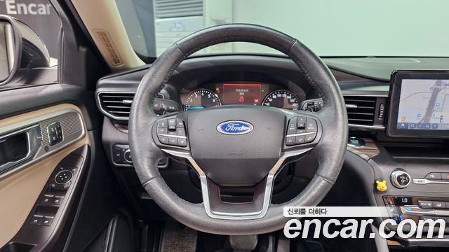 Ford Explorer 2020 — photo 14