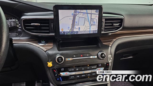 Ford Explorer 2020 — photo 15