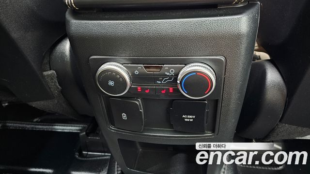 Ford Explorer 2020 — photo 19