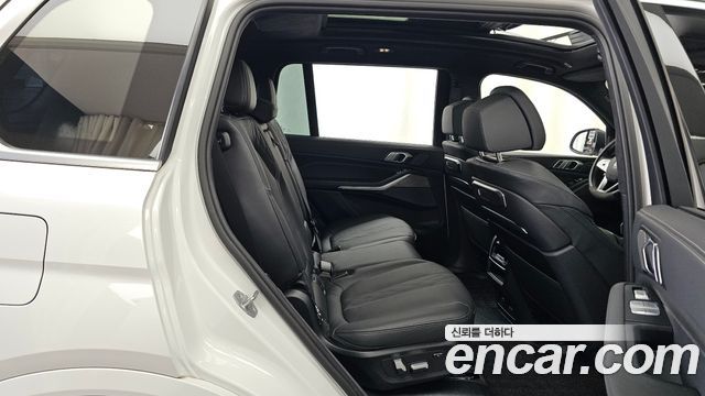 BMW X7 2024 — photo 18