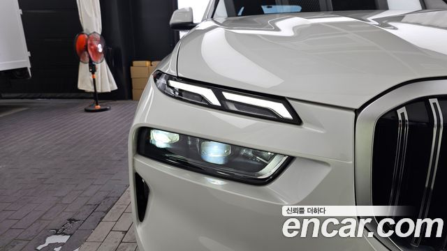 BMW X7 2024 — photo 8