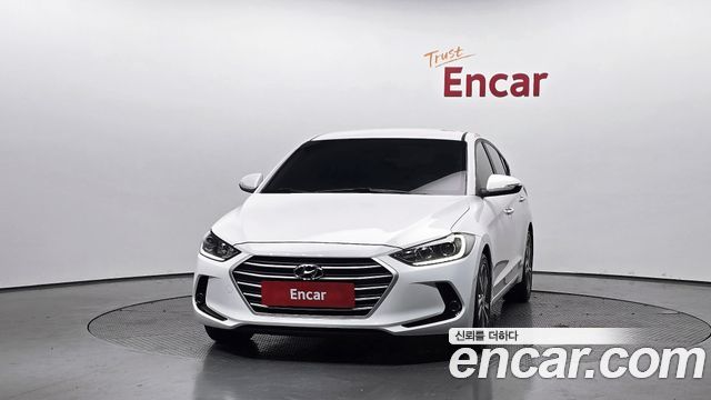 Hyundai AVANTE 2018 — photo 3