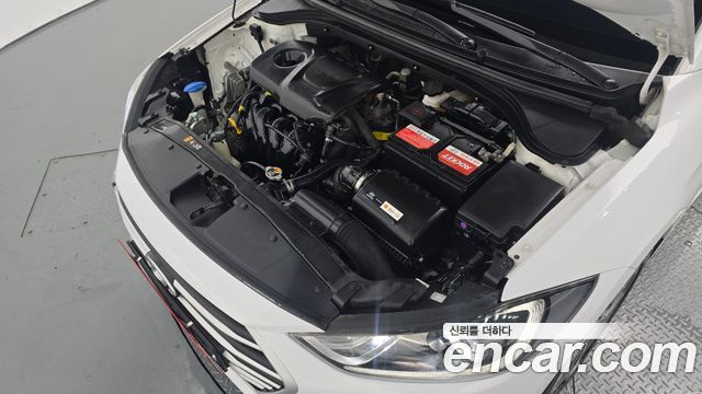 Hyundai AVANTE 2018 — photo 6