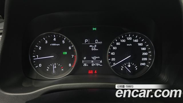 Hyundai AVANTE 2018 — photo 8