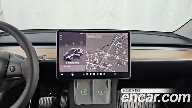 Tesla Model Y 2025 — photo 14