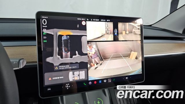 Tesla Model Y 2025 — photo 15