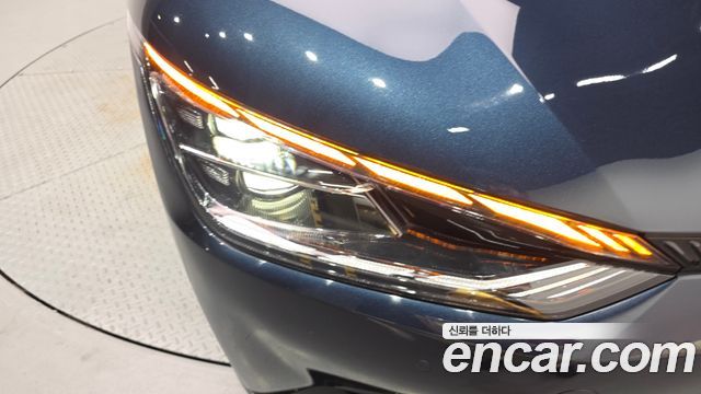 Kia EV6 2023 — photo 8