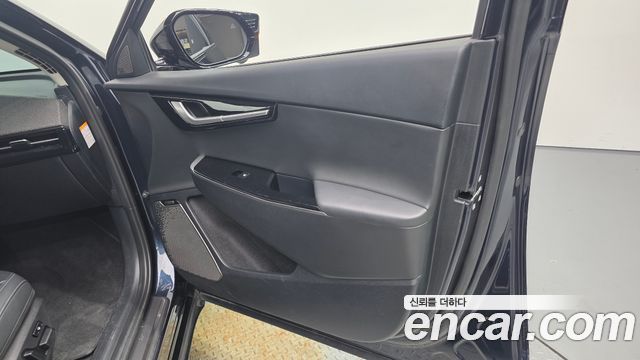 Kia EV6 2023 — photo 15