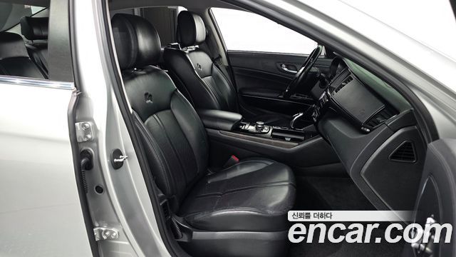 Kia K9 2013 — photo 17
