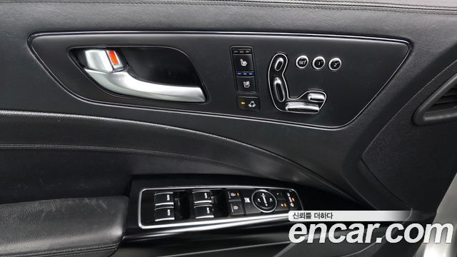 Kia K9 2013 — photo 23